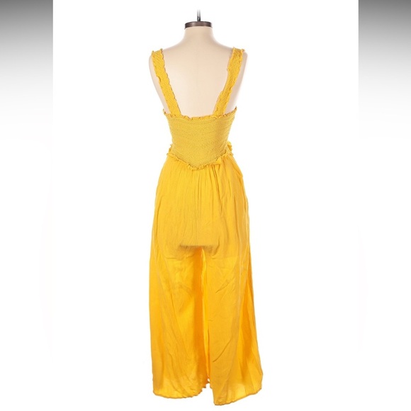 Urban Outfitters Yellow Smocked Women's Jumpsuit Size Medium - Picture 2 of 6
